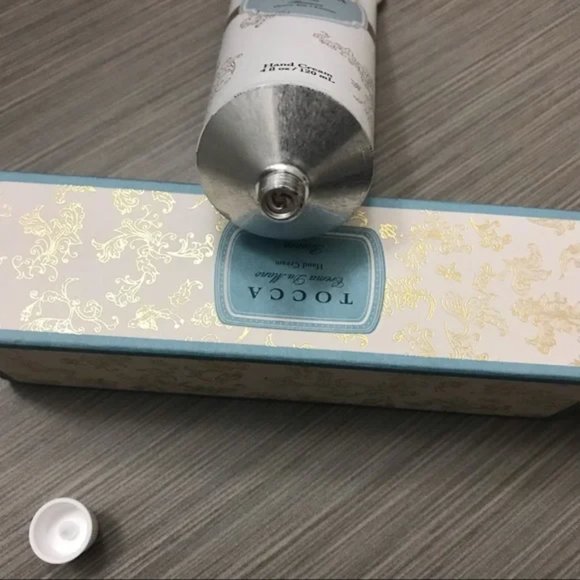 Tocca Bianca Luxury Hand cream-4 oz Green Tea Lemon 🍋(BNIB) - Picture 6 of 6